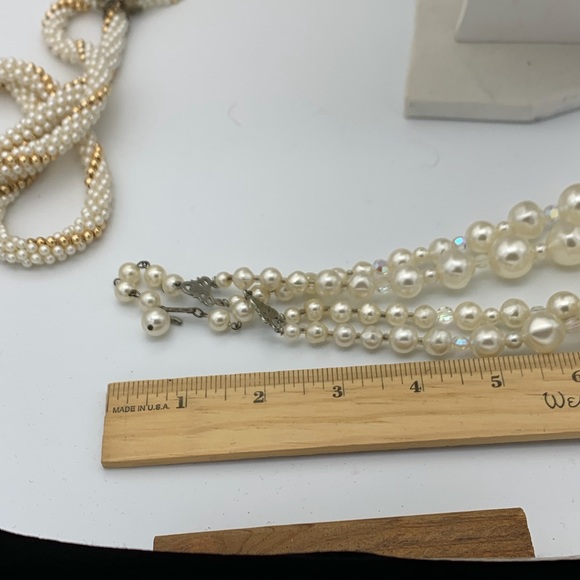 Vintage Chunky Faux Pearl Choker Necklace - Picture 5 of 8